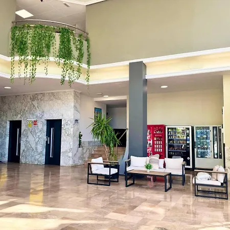 Apartsalou Inter Apartment *