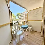 Apartsalou Inter Apartment *