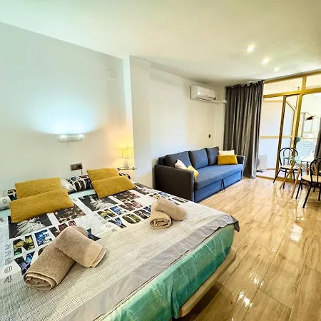 Apartsalou Inter *
